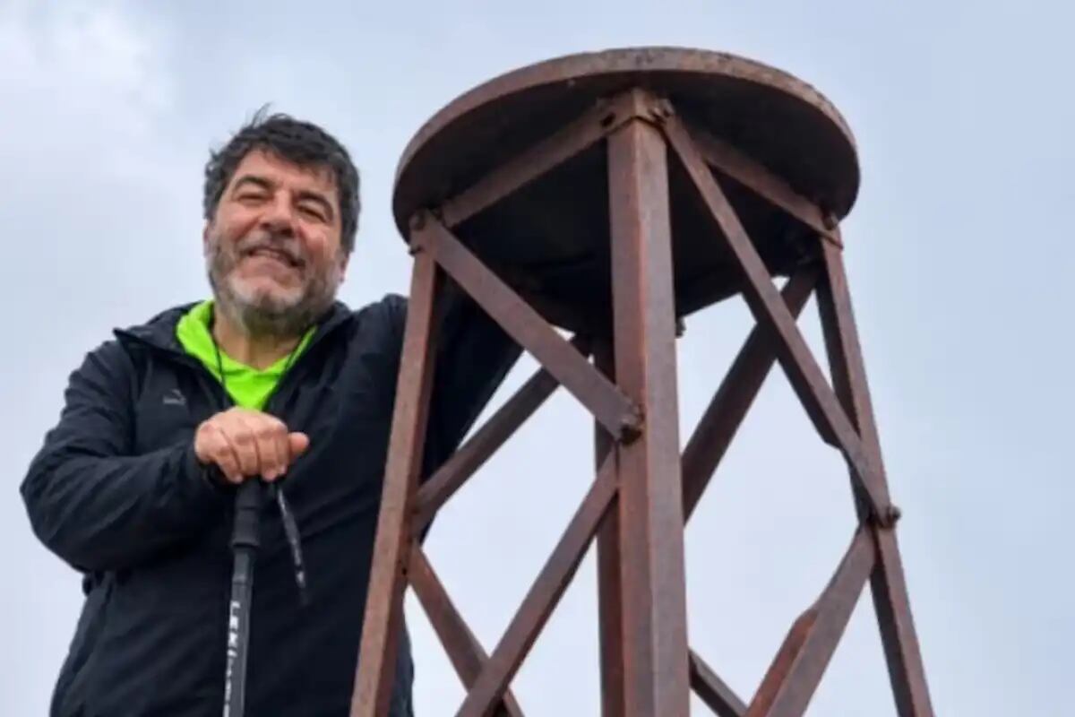 Una señal captada por una antena en Los Sarmiento permitió acotar el rastrillaje al sector sureste del cerro, en dirección a la ruta provincial 307