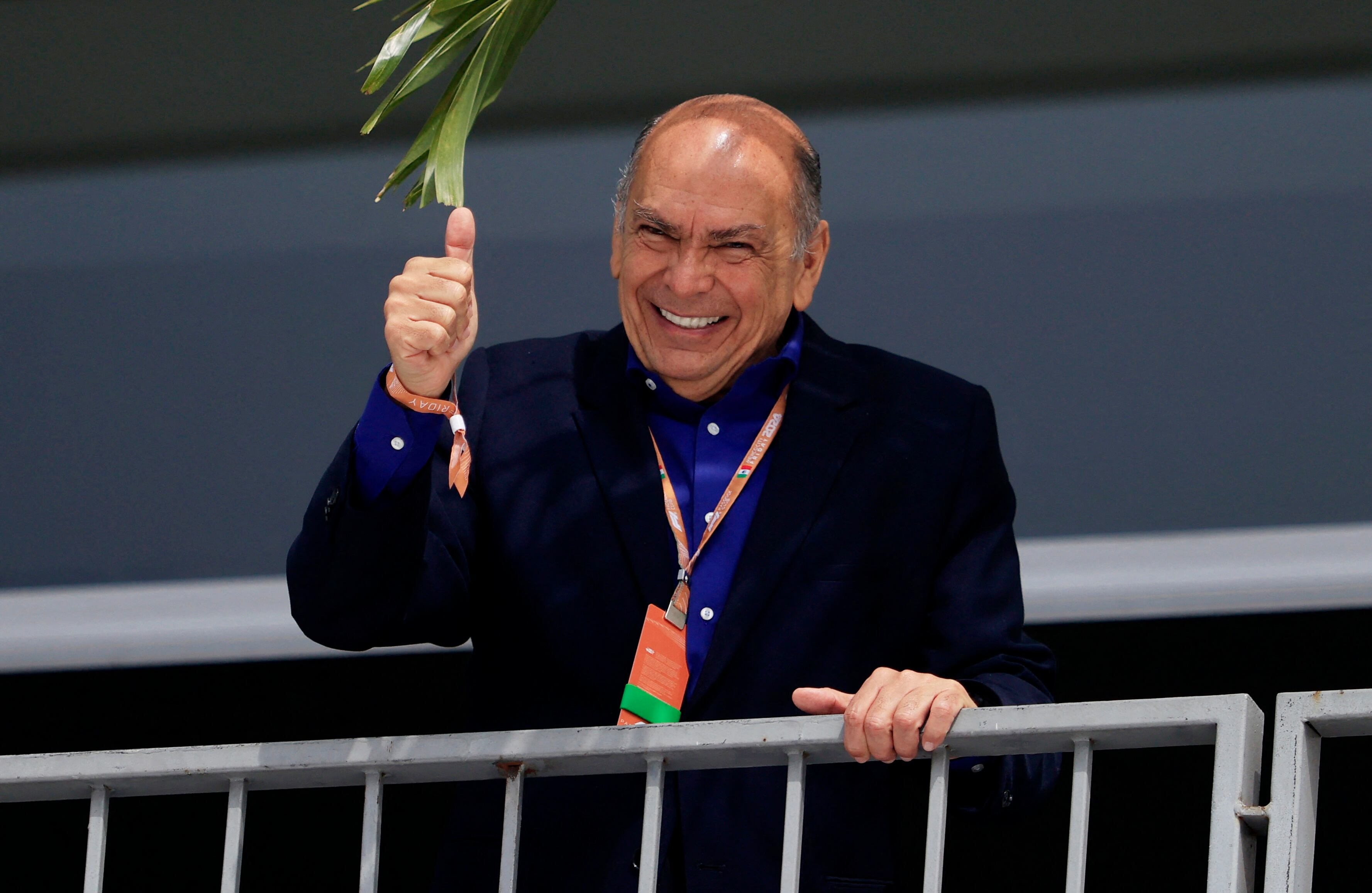 El supuesto romance entre Pérez Garibay y Woodside sigue sin confirmarse tras el video compartido (Reuters)