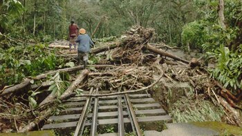 Deslizamiento de rocas y tierra