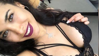 No cree en la monogamia,