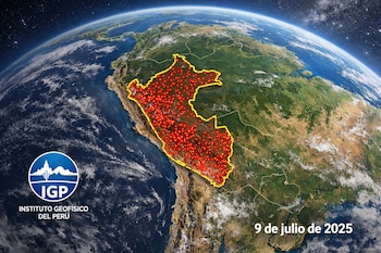 Imagen de la Tierra desde el espacio que muestra el mapa de Perú con múltiples puntos rojos. Incluye el logo del IGP y la fecha 9 de julio de 2025.