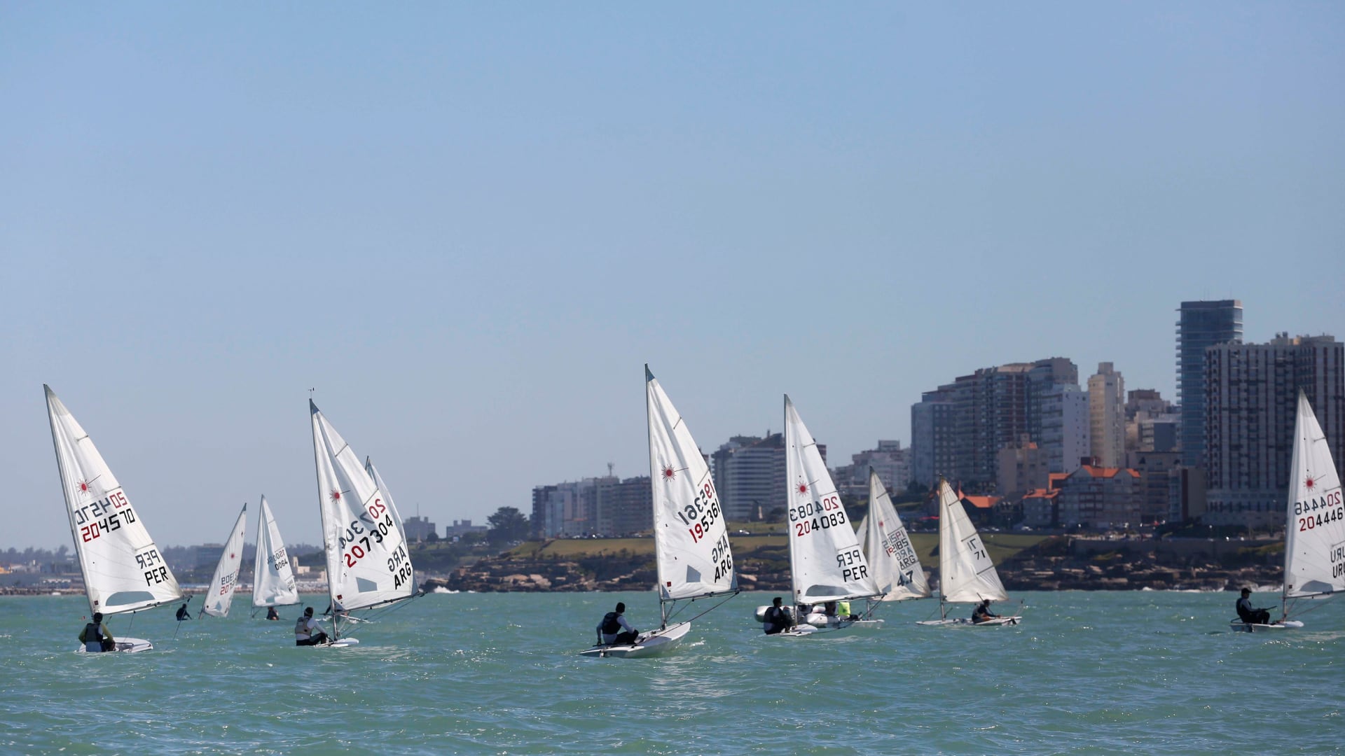 Mar del Plata ofrece una amplia variedad de deportes náuticos para disfrutar durante todo el año (Emturyc)