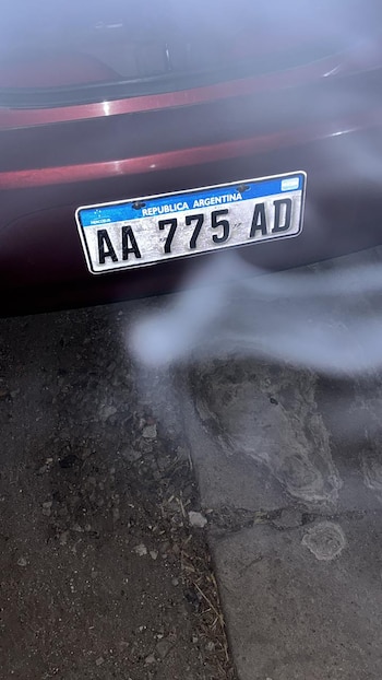 La patente falsa del auto