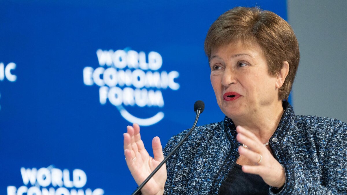 Imagen de la noticia: El FMI pide a México frenar el aumento de la deuda pública: recomienda una política fiscal “más ambiciosa”