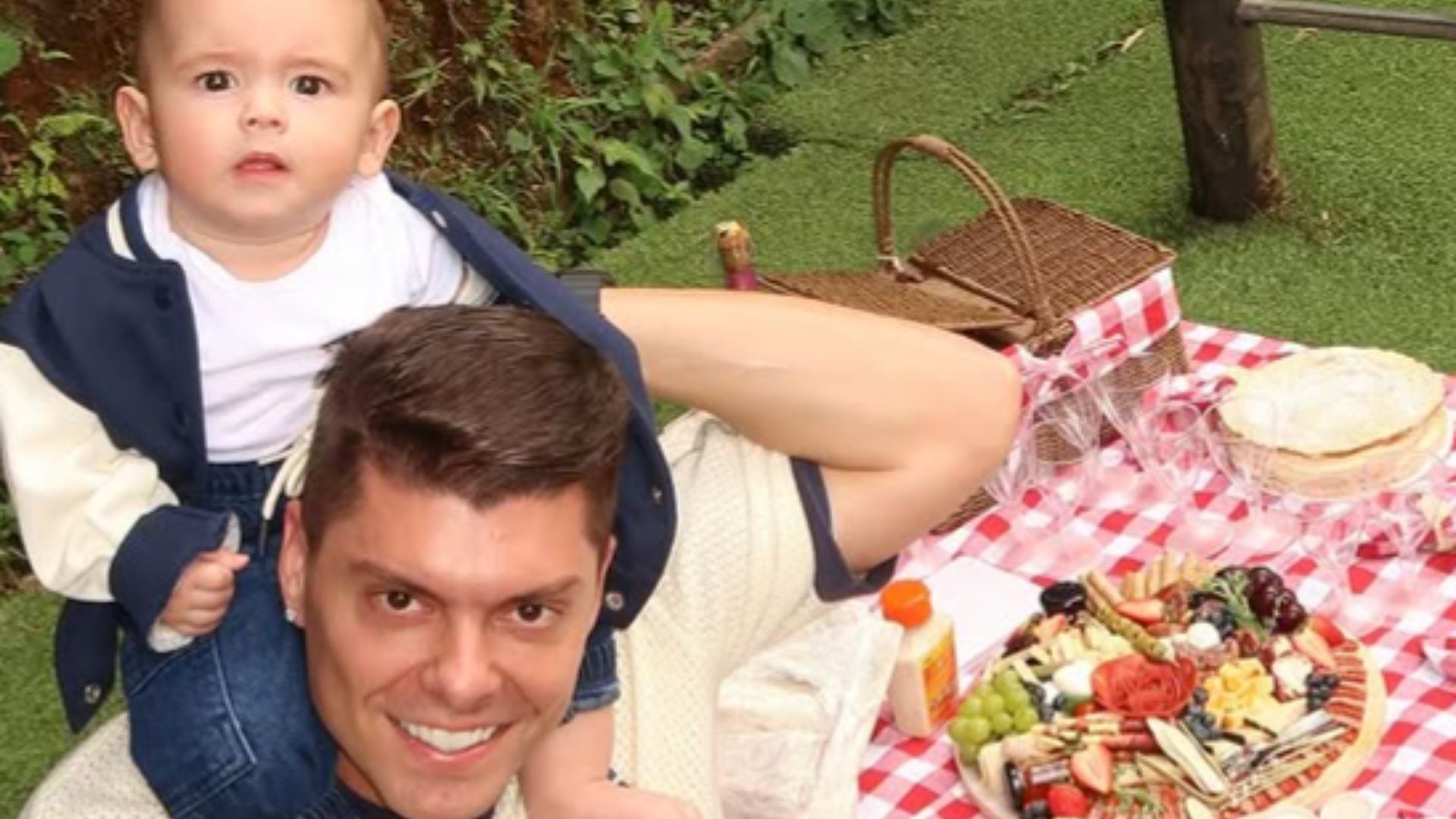 Ignacio Baladán reveló los trucos que usa para conectar con su hijo y lanzó un mensaje directo a los papás - crédito @ignaciobaladan/IG