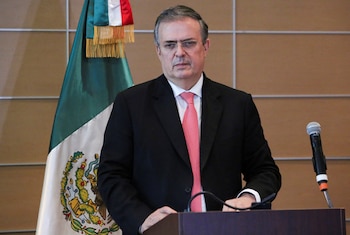 Morenistas destaparon a Ebrard (Foto: