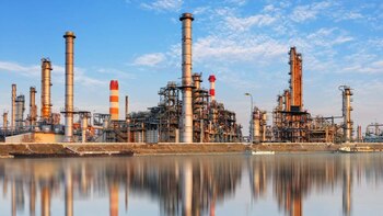 De acuerdo al experto, el mercado del petróleo tiene su propia lógica, y el objetivo está puesto en la exportación. (Foto: archivo DEF)