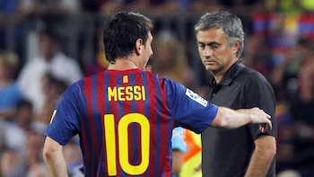 Mourinho y Messi se enfrentaron 26 veces (AP)