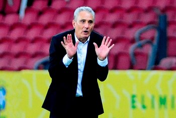 Tite da instrucciones a sus