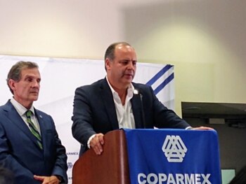 Gustavo de Hoyos, líder de