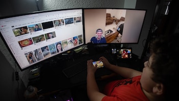 La UE presenta su 'app' gratuita de verificación de edad y avisa a plataformas: Ya no hay excusa para proteger a menores