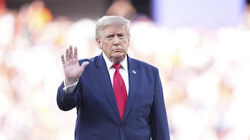 VÍDEO:Trump niega tener"ninguna tensión con nadie":"He hablado con España y los he felicitado" por tener"un gran equipo"