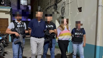 Capturan a pareja acusada de