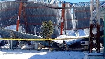 Fuerte granizada causan daños materiales