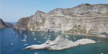 Palmarola, la paradisíaca joya oculta