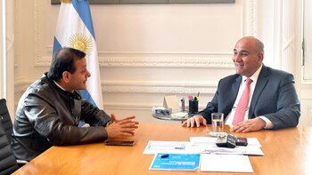 Manzur se reunió a media