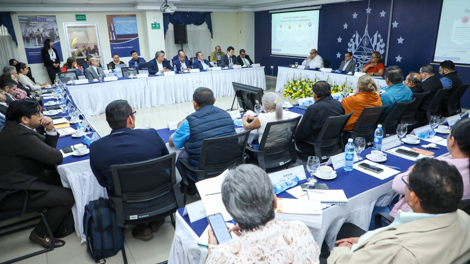 Los sindicatos aceptaron debatir cambios en la semana laboral si se resguardan los derechos adquiridos y la conciliación entre trabajo y vida personal. (Prensa Ministerio de Trabajo)