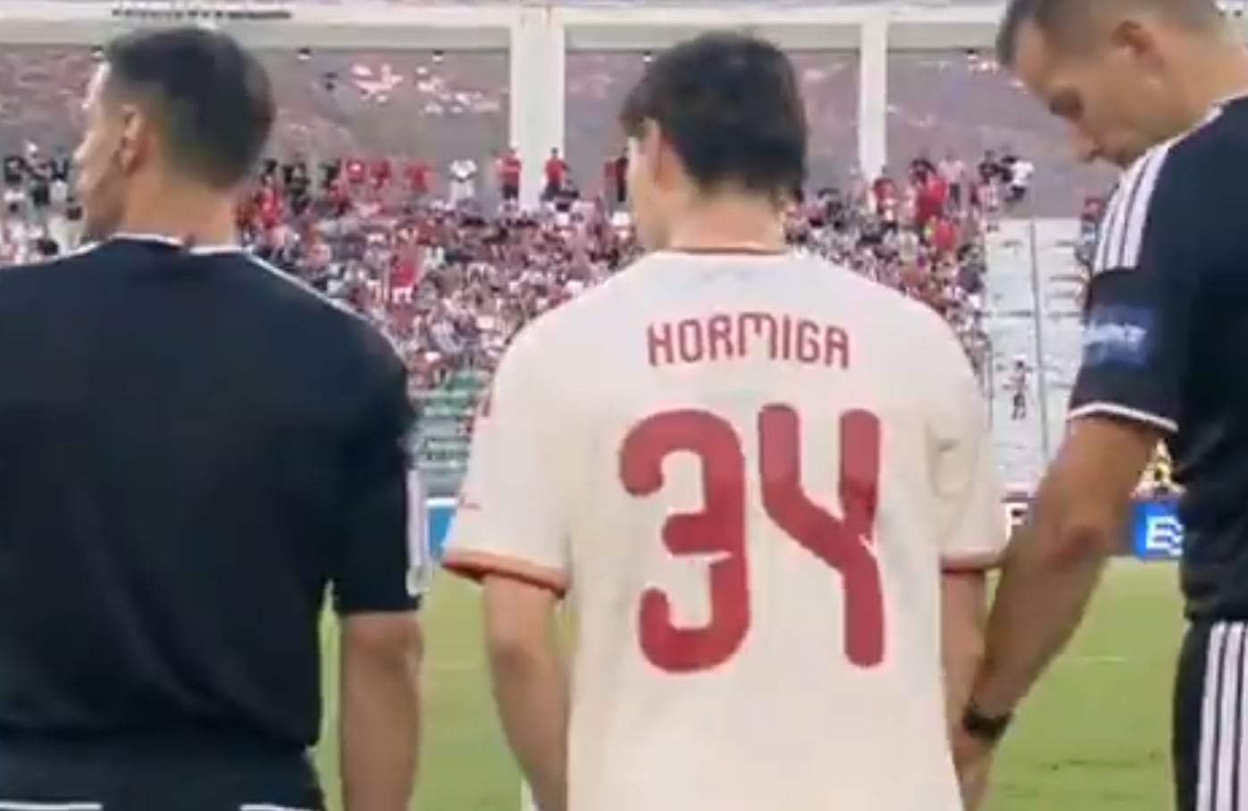 José Luis Mendilibar mandó a Armando “Hormiga” González al 45+3 para suplir a El Kaabi en Olympiacos. (Captura de pantalla)