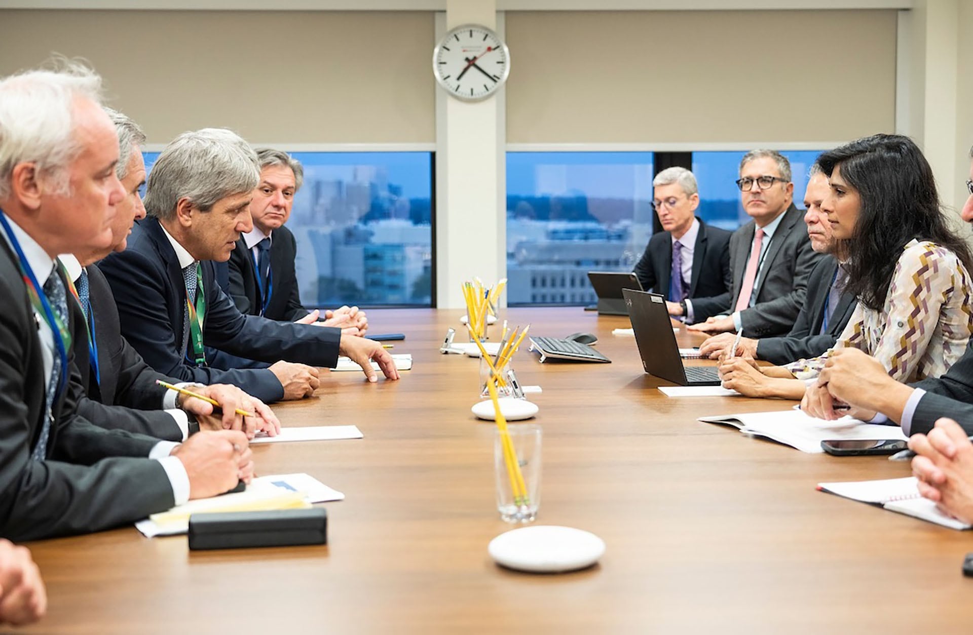 El Gobierno iniciará reuniones cara a cara con el FMI por los primeros números de la nueva fase del plan económico