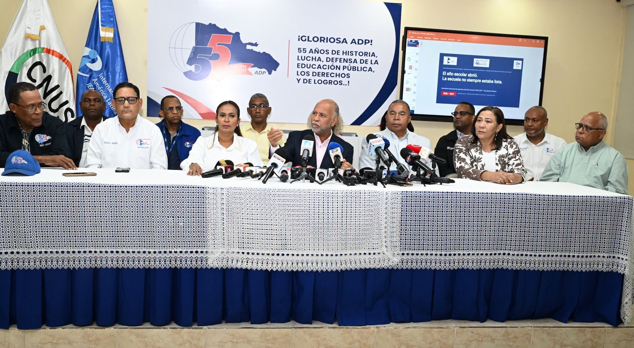 El 60,3% de las escuelas relevadas no recibió reparaciones durante el receso escolar y 121 planteles seguían con obras en ejecución. (Cortesía: Asociación Dominicana de Profesores)