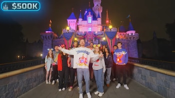 MrBeast cerró Disneyland por 500