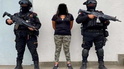 Arrestan a dos presuntos responsables del asesinato de mujer policía en Nuevo León