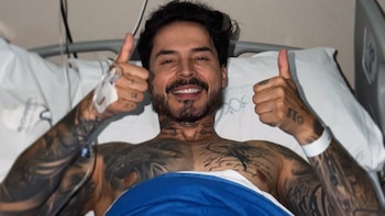Reykon publicó imágenes en un hospital y preoupó a sus seguidores por su estado de salud: lleva varios días alejado de las redes sociales