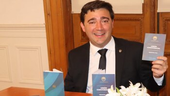La presentación formal de la libreta de unión convivencial fue realizada el viernes por el secretario de Gestión Pública de Santa Fe, Matías Figueroa Escauriza
