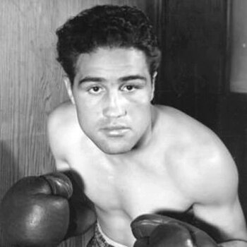 Juan Zurita es reconocido por