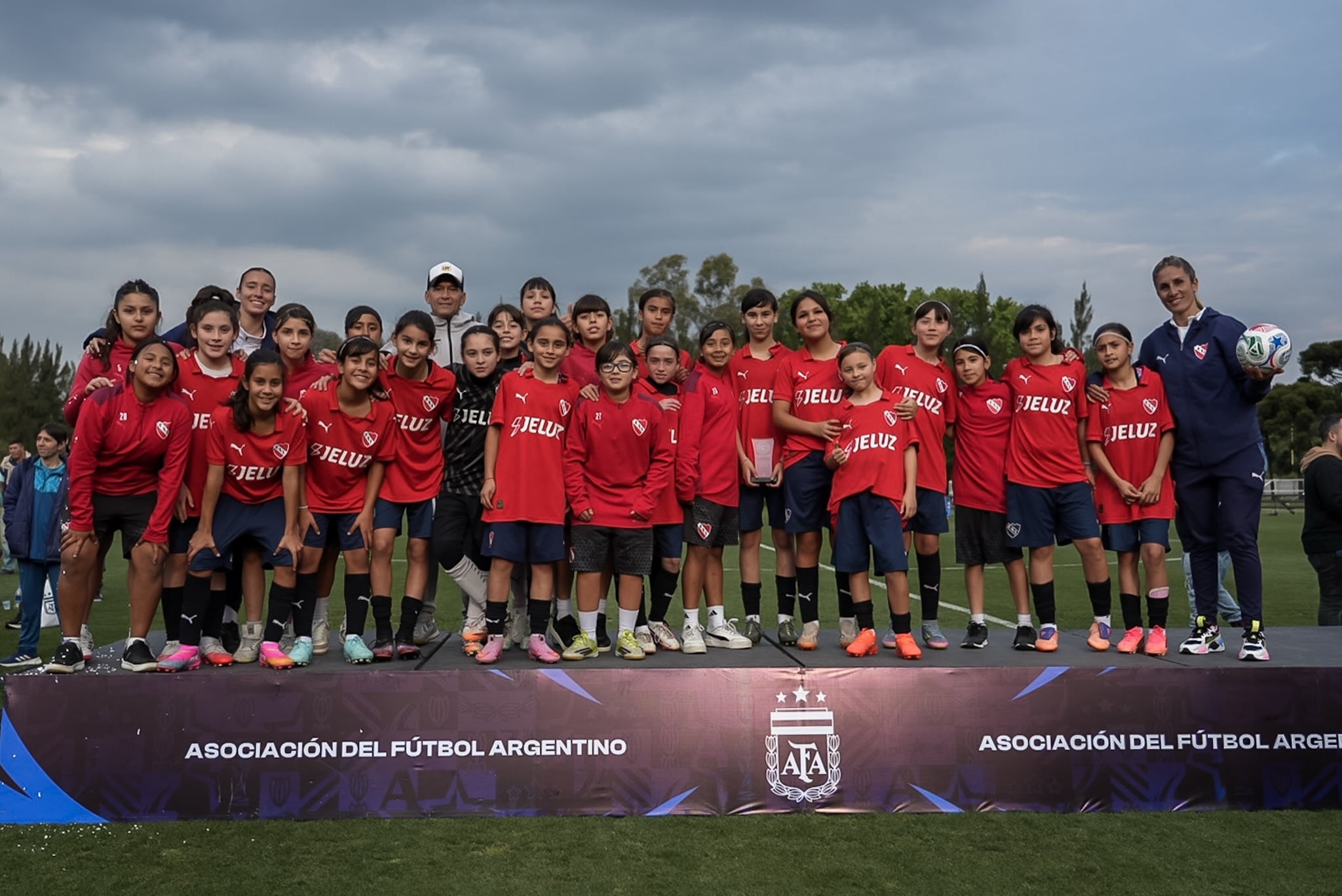 Independiente goléo a San Lorenzo y finalizaron subcampeonas (@lasdiablascai)
