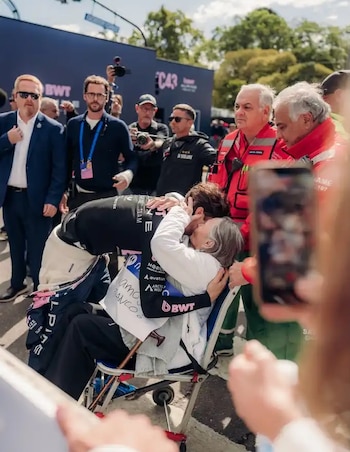 El mensaje de Colapinto tras su exhibición en Buenos Aires