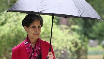 Destituida la senadora Isabel Allende