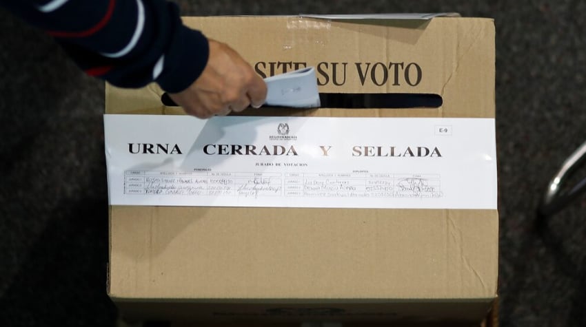 Los observadores podrán ingresar a los recintos, solicitar información y vigilar las etapas del proceso, sin interferir ni hacer proselitismo - crédito REUTERS