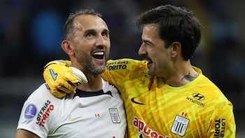 Hernán Barcos sigue haciendo historia