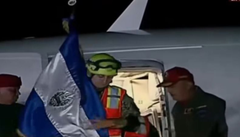 Nayib Bukele confirmó que la misión de ayuda humanitaria a Venezuela incluye tres aeronaves con personal, equipos e insumos.(Cortesía: Redes sociales)