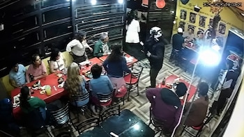 Asalto en restaurante de Ixtapaluca: sujetos armados despojan a comensales y empleados