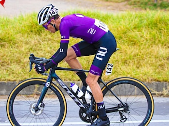 El diagnóstico médico reveló una sepsis causada por una bacteria agresiva, que requirió cirugía urgente en Francia-crédito @cristianmunoz789/Instagram