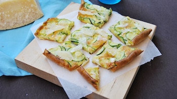 Receta de scarpaccia, la tarta salada de calabacín típica de la cocina italiana