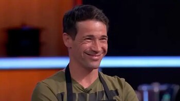 ‘MasterChef Celebrity Legends’ expulsa a su primer concursante en un programa lleno de sorpresas: Antonio Banderas y los primeros favoritos