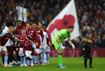 El Dibu junto a hijo