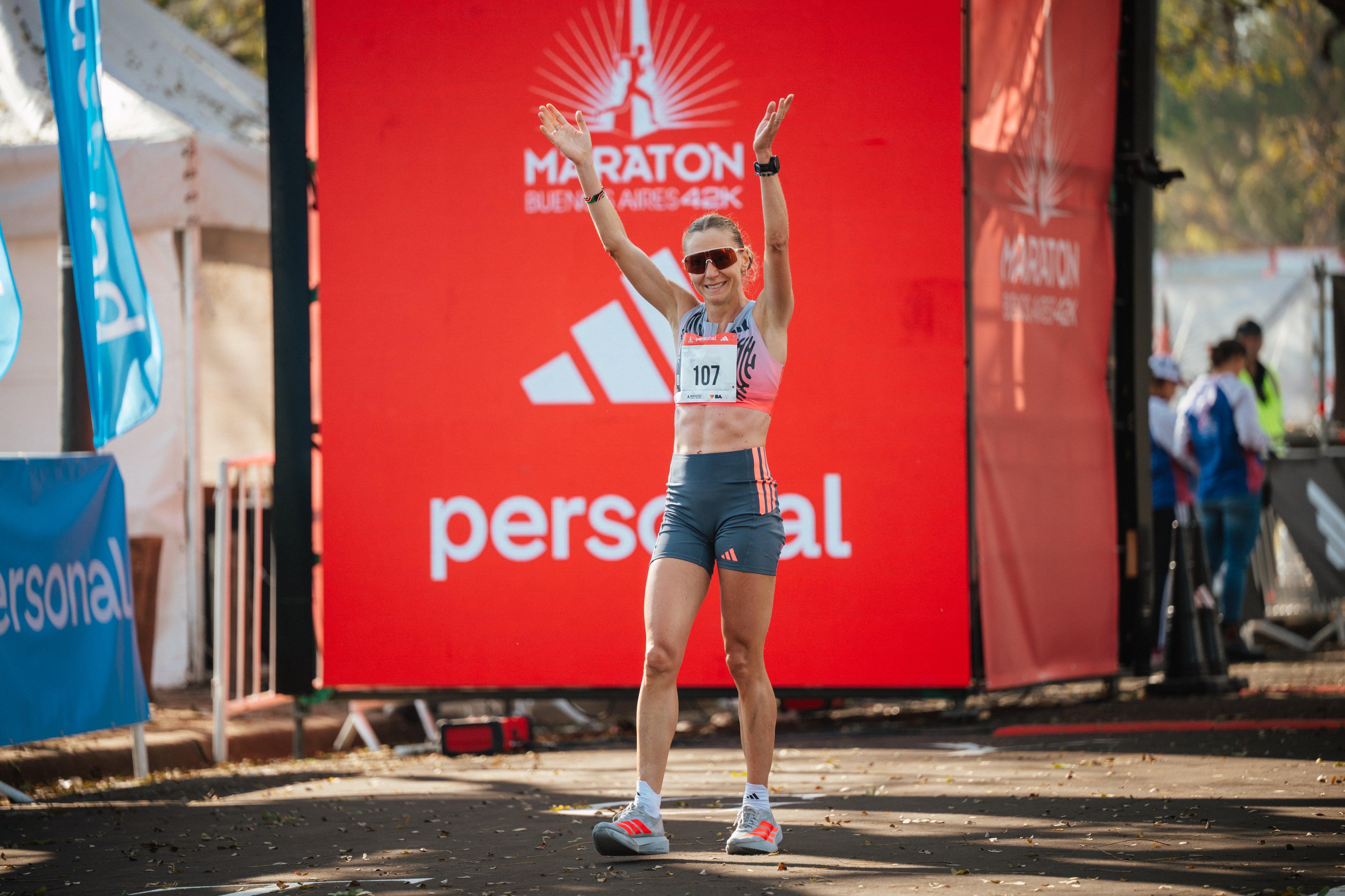 Chiara Mainetti lideró la clasificación femenina argentina de la Maratón de Buenos Aires con 2 horas, 38 minutos y 25 segundos (Prensa Maratón de Buenos Aires)