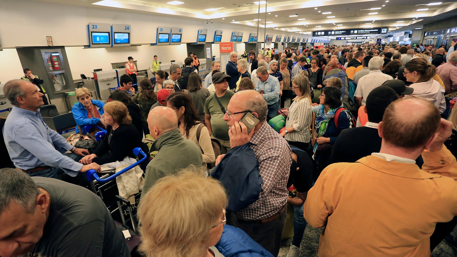 ATE anunció un paro de 48 horas en los principales aeropuertos del país