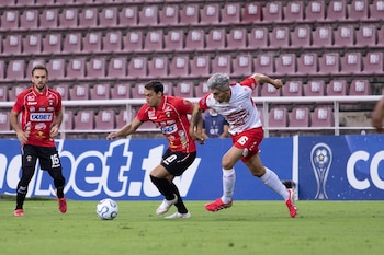 Caracas vs. Santa Fe