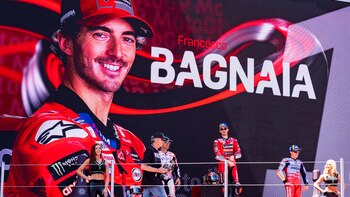 Bagnaia y Márquez llegan a