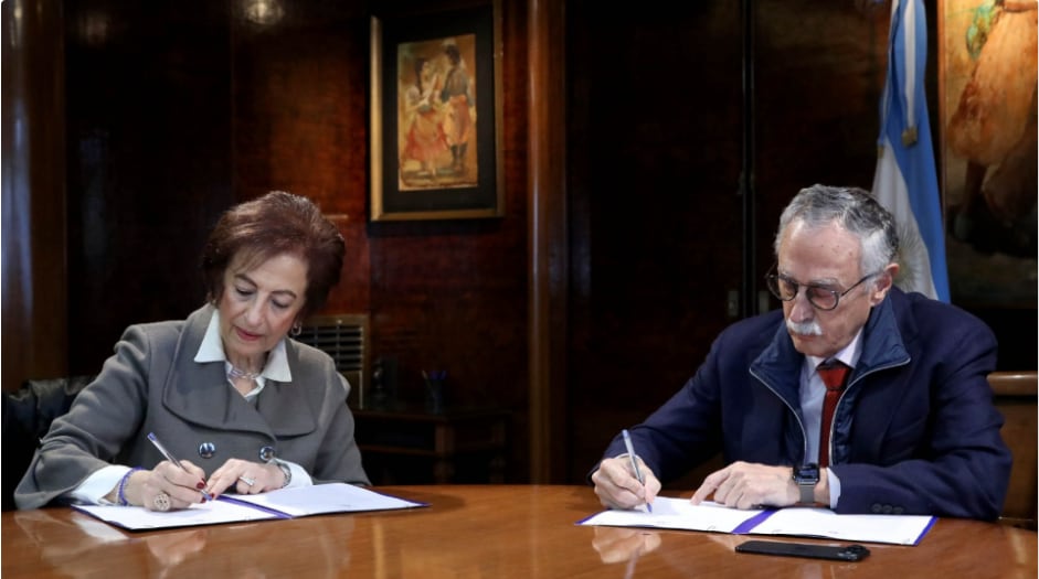El Ministerio de Salud firmó un convenio con B’nai B’rith Argentina para canalizar donaciones de medicamentos, insumos médicos y equipamiento hacia hospitales públicos