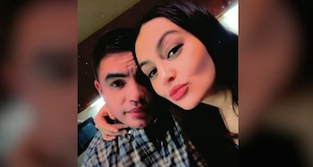 Pese a los 27 años de servicio militar de Serrano, su esposa Deisy enfrentó un proceso de deportación que puso a prueba la estabilidad de su hogar (Cortesía N+ Univision).