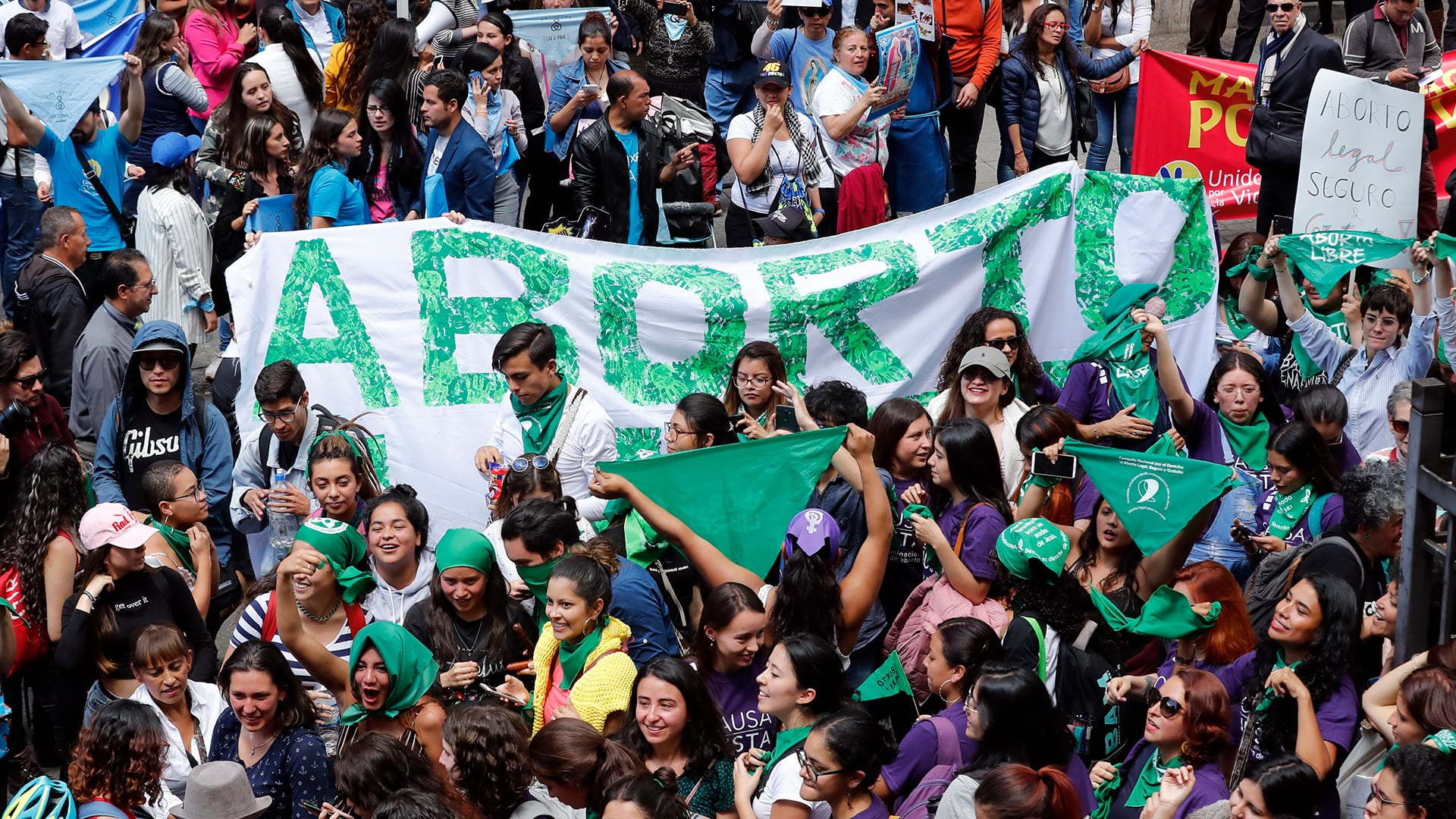 Bancada provida radicó proyecto en contra del aborto, busca que se proteja la vida desde la concepción: “Daremos el debate”
