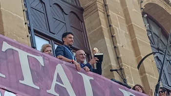Luis de la Fuente, "emocionado, feliz y orgulloso" en el homenaje en Haro