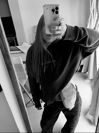 La historia de Clara, la joven que decidió mostrar su bolsa de ostomía en redes: “No me quiero perder nada de la vida” - Image 3