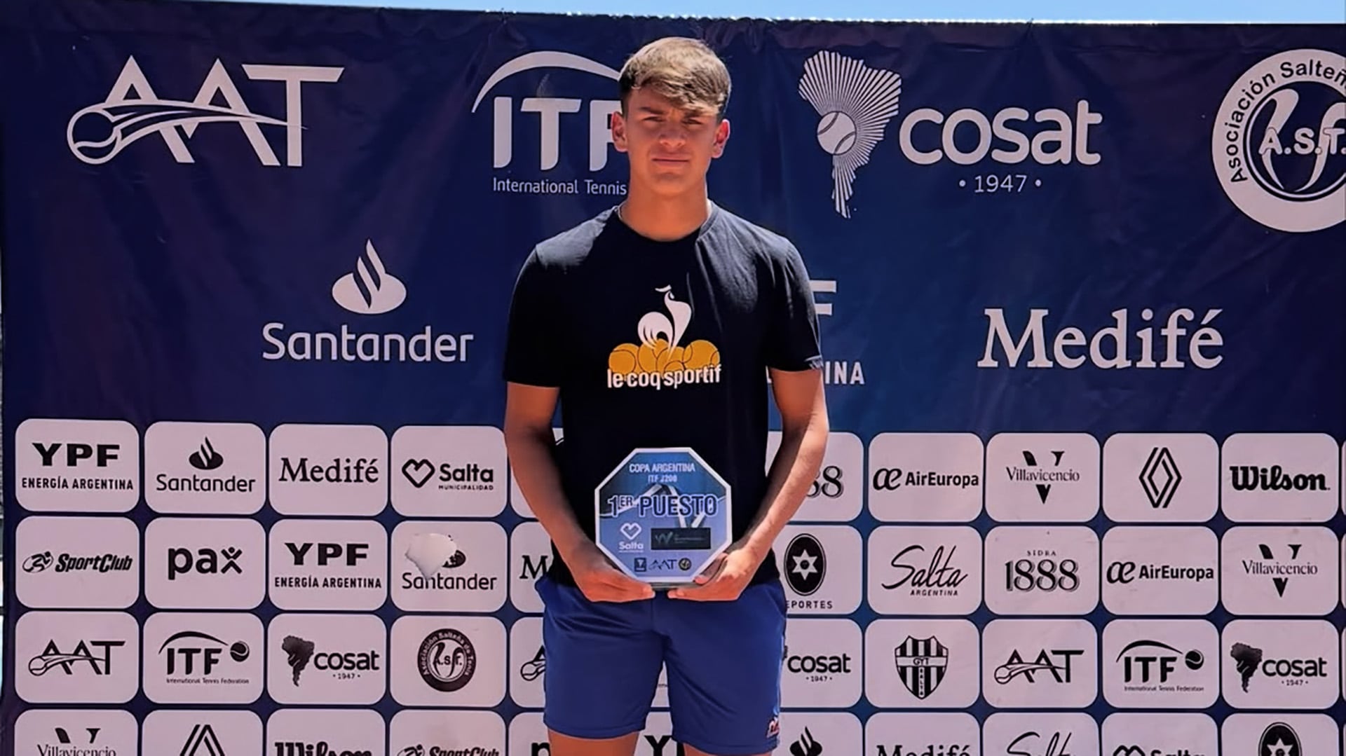 Dante Pagani ganó su primer título en Olavarría (Fuente: Prensa AAT)